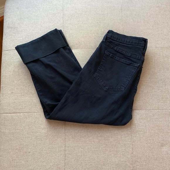 NYDJ Pants - NYDJ black cuffed Bling Capri jeans.